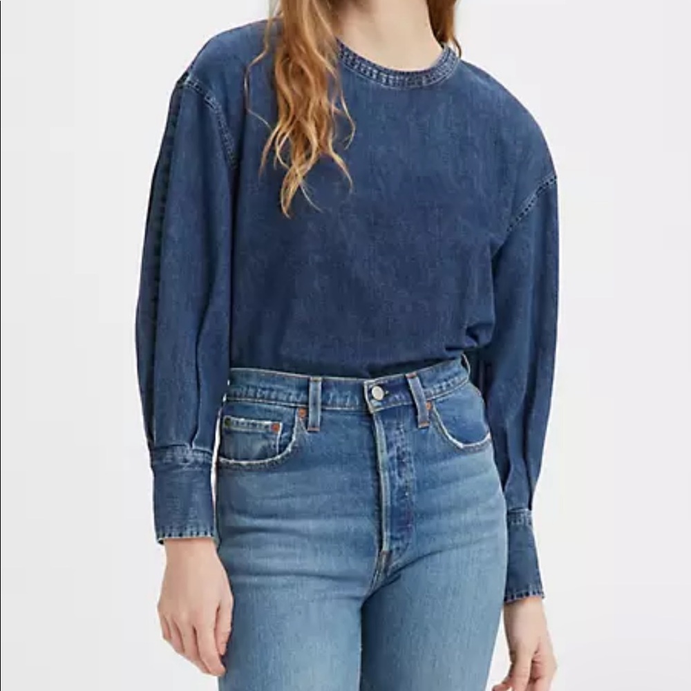 BNWT Levi’s Begonia Denim Blouse Skipping’ Stones Medium Wash